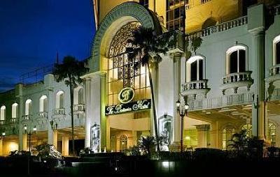 фото отеля The Batavia Hotel Jakarta