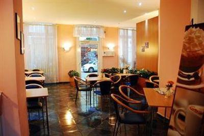 фото отеля Hotel Arpi