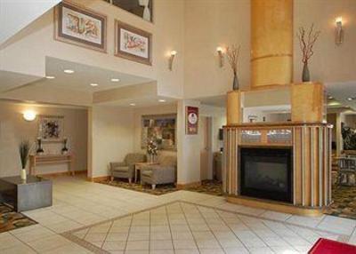 фото отеля Comfort Suites Central/I-44