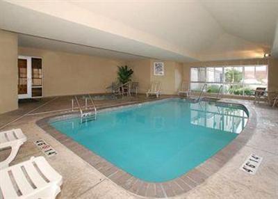 фото отеля Comfort Suites Central/I-44