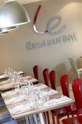 фото отеля Hotel Campanile Nantes Ouest Saint-Herblain