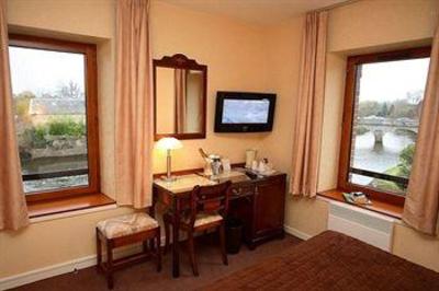 фото отеля BEST WESTERN Le Moulin de Ducey