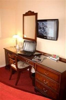 фото отеля BEST WESTERN Le Moulin de Ducey