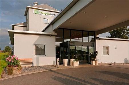 фото отеля Holiday Inn Express Luzern Rothenburg