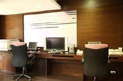 фото отеля Mosaic Hotel Noida