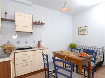 фото отеля Nonna Rana Holidays Apartments