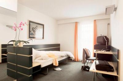 фото отеля Hotel Du Commerce Basel
