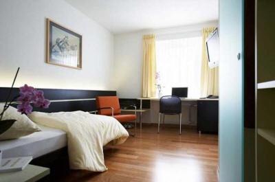 фото отеля Hotel Du Commerce Basel