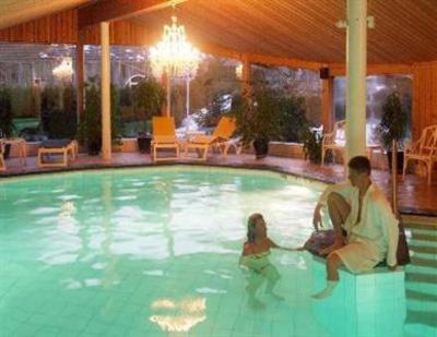 фото отеля Chalet-Hotel Adler