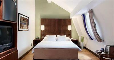 фото отеля Hilton Brussels City
