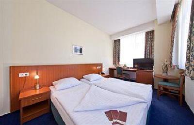 фото отеля Arcadia Hotel Belmondo Hamburg