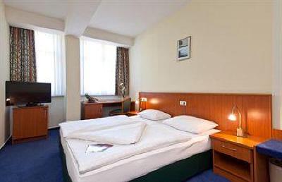 фото отеля Arcadia Hotel Belmondo Hamburg