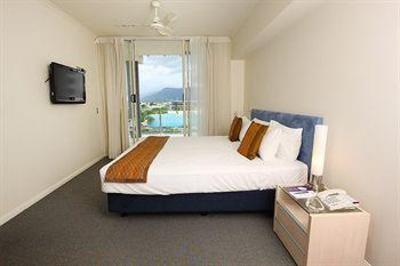 фото отеля Park Regis Piermonde Apartments Cairns