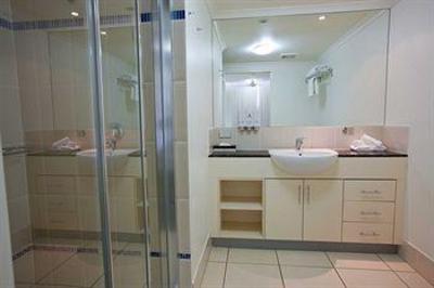 фото отеля Park Regis Piermonde Apartments Cairns
