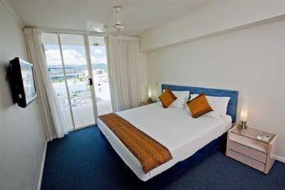 фото отеля Park Regis Piermonde Apartments Cairns