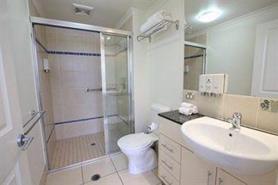 фото отеля Park Regis Piermonde Apartments Cairns