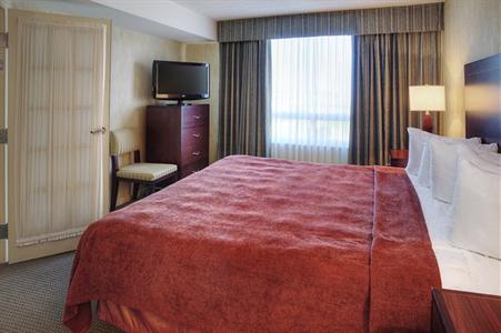 фото отеля Quality Suites Toronto Airport