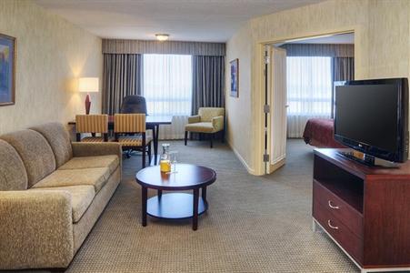 фото отеля Quality Suites Toronto Airport