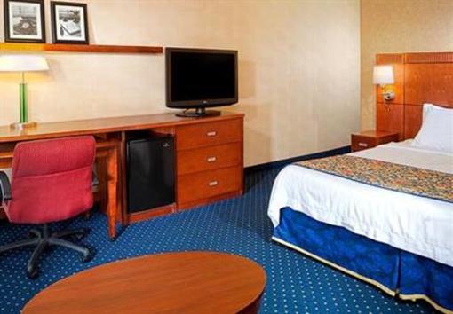 фото отеля Courtyard by Marriott Detroit Dearborn