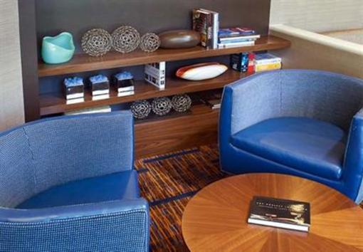фото отеля Courtyard by Marriott Detroit Dearborn