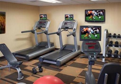 фото отеля Courtyard by Marriott Detroit Dearborn