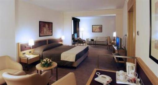 фото отеля Crowne Plaza Hotel Caserta