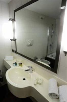 фото отеля Crowne Plaza Hotel Caserta