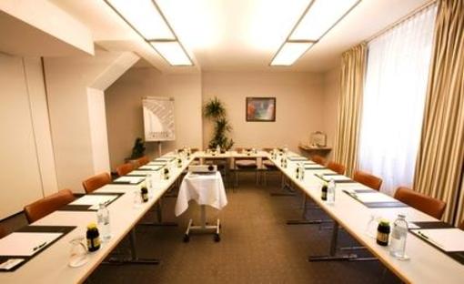 фото отеля Holiday Inn Vienna City