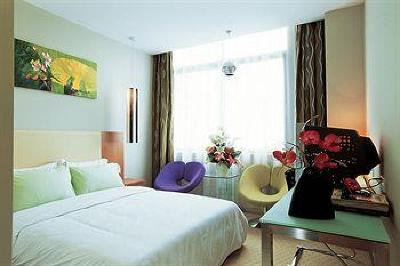 фото отеля Shanshui Trends Louhu Hotel Shenzhen