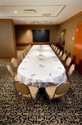 фото отеля Delta Vancouver Suites Hotel