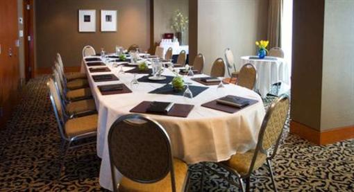 фото отеля Delta Vancouver Suites Hotel