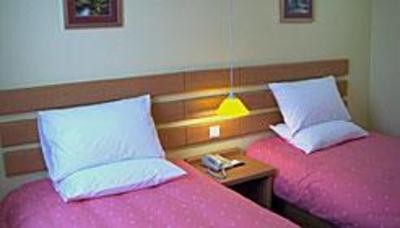 фото отеля Home Inn Dongying Taihangshan Road