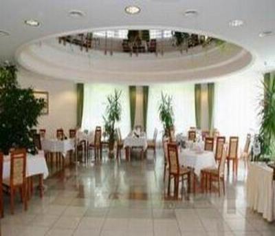 фото отеля Garden Hotel Szolnok