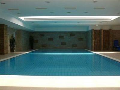 фото отеля Garden Hotel Szolnok