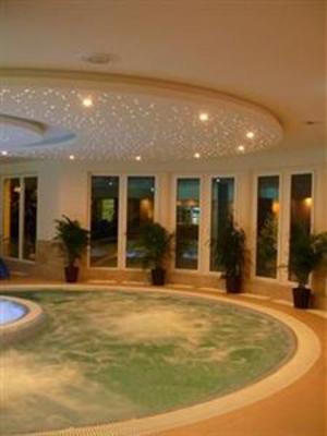фото отеля Garden Hotel Szolnok