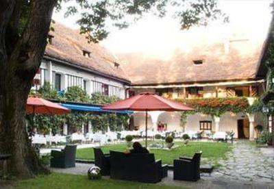фото отеля Hotel Schloss Leonstain