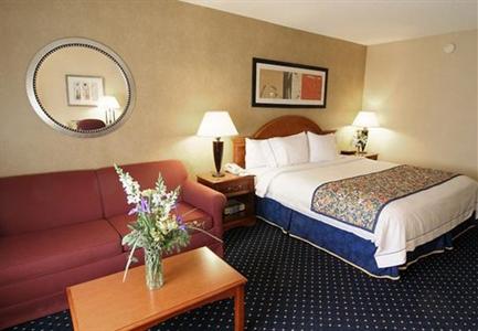 фото отеля Courtyard by Marriott Detroit Farmington Hills