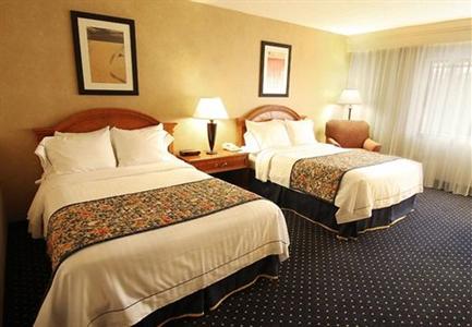 фото отеля Courtyard by Marriott Detroit Farmington Hills