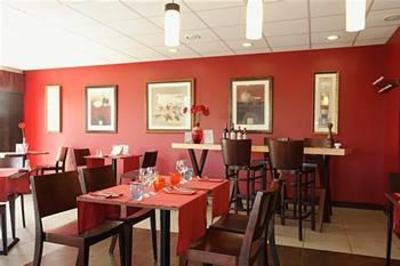фото отеля Kyriad Libourne Saint Emilion Hotel