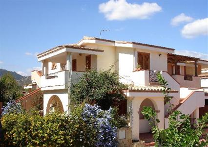 фото отеля Appartamenti Villasimius