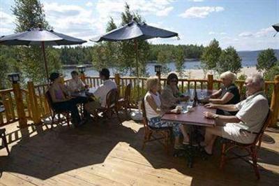 фото отеля Le Village Windigo Ferme-Neuve