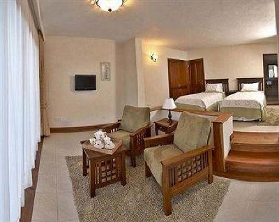 фото отеля Great Rift Valley Lodge & Golf Resort Naivasha