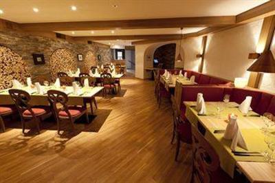 фото отеля Hotel Rosatsch