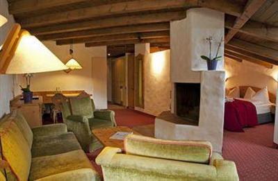фото отеля Hotel Rosatsch