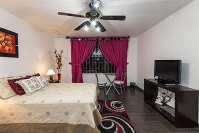 фото отеля The Llama Brothers Bed & Breakfast