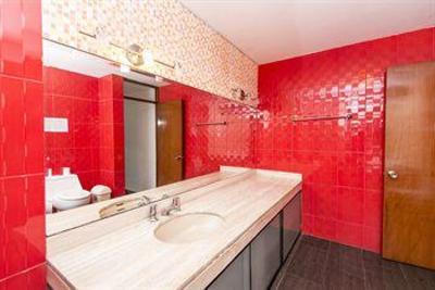 фото отеля The Llama Brothers Bed & Breakfast