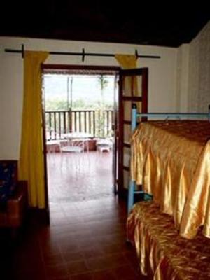 фото отеля Hostal Vista del Parque