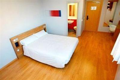 фото отеля Travelodge Valencia Aeropuerto