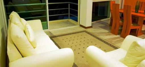 фото отеля La Reserva Suites