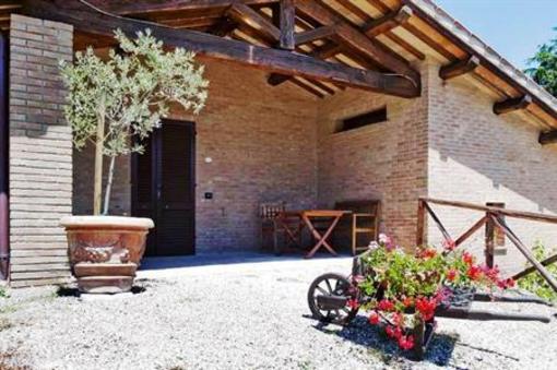 фото отеля Agriturismo Poggio Di Montedoro